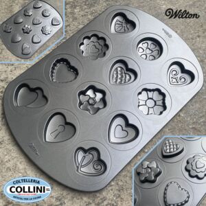 Wilton - Assiette antiadhésive 12 cavités en forme de cœur - Saint-Valentin