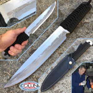 Takeshi Saji - Mikaduki 180 Black - couteau à la main