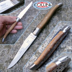 Laguiole en Aubrac - bois d'olivier avec un couteau dans sanmai japonais - collection de couteau